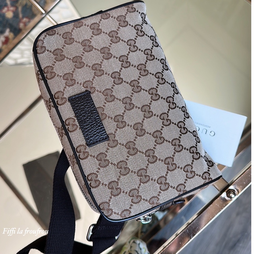 Authentic Gucci body bag - Picture 6 of 12